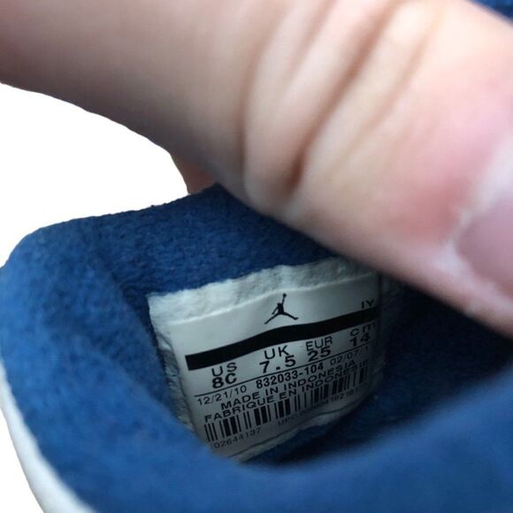 RARE 2010 Air Jordan 3 Retro True Blue Size 8C - Picture 3 of 11